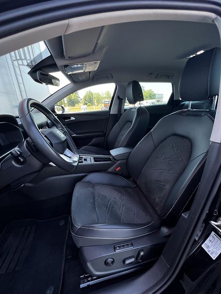 Seat Leon 2.0TDI DSG Style Kůže DPH 1Maj - fotka 6 z 24