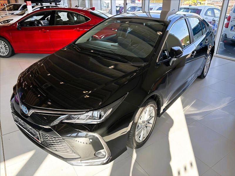Toyota Corolla 1,8   SD Comfort Tech HEV - fotka 3 z 8