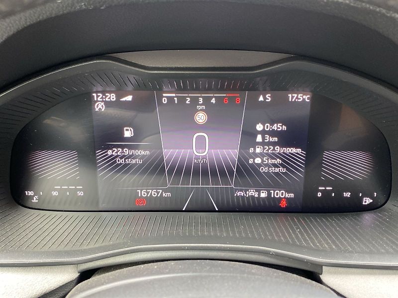 Škoda Scala (2025) 1.0 TSI Top Selection - fotka 11 z 33
