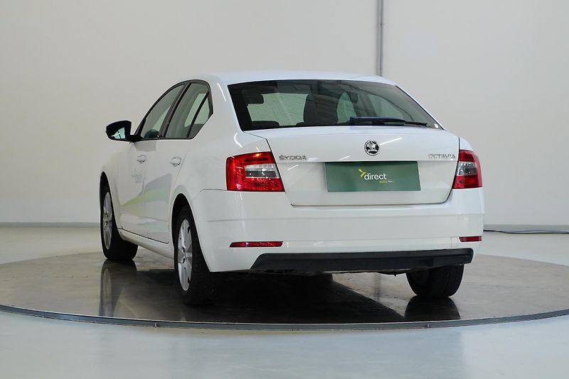 Škoda Octavia - fotka 7 z 26