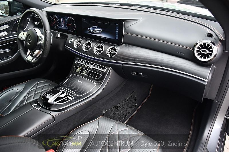 Mercedes-Benz CLS 350d 4MATIC AMG REZERVACE - fotka 12 z 51