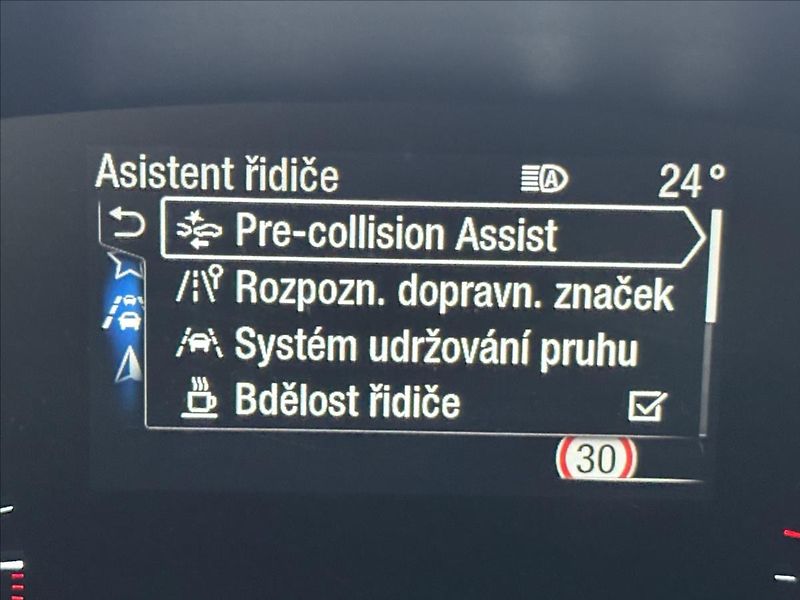 Ford Focus 1,5 TDCi88kW Led,ACC,Kamer,Výh - fotka 25 z 44