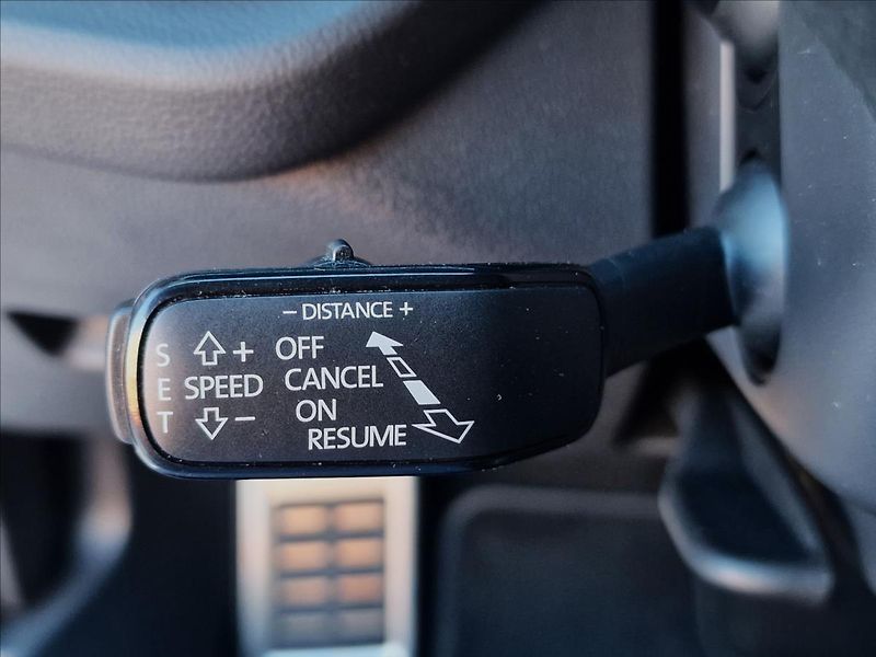 Škoda Octavia 2.0 TDI 147kW DSG 4x4 RS,1Maj - fotka 24 z 50