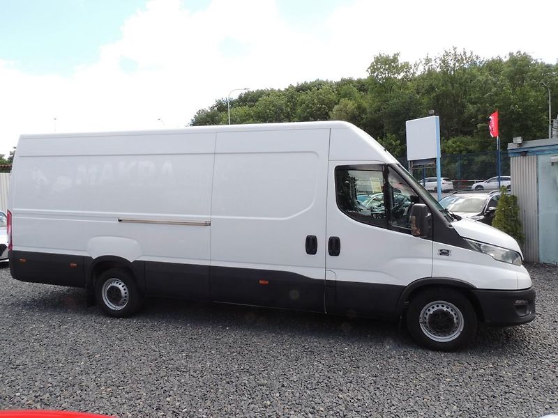Iveco Daily (2021) 2.3D,35S16,115kw,Maxi,ČR,1maj. - fotka 4 z 31
