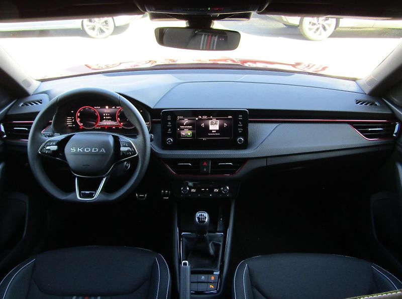 Škoda Kamiq (2026) Monte Carlo 1.0 TSI 85 kW - fotka 15 z 29