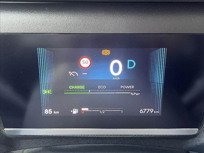 Citroën C4 1,2 PT  Hybrid Plus-Záruka - fotka 13 z 23