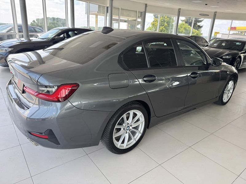 BMW Řada 3 320d 140kW*Kůže*PlnýServis*Taž - fotka 5 z 34