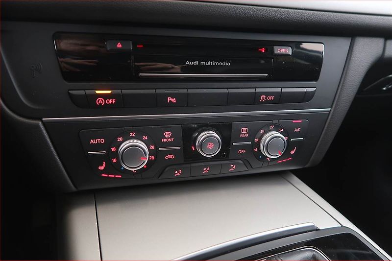 Audi A6 (2016) 3.0 TDI, 4X4, Automat, Kůže - fotka 17 z 20