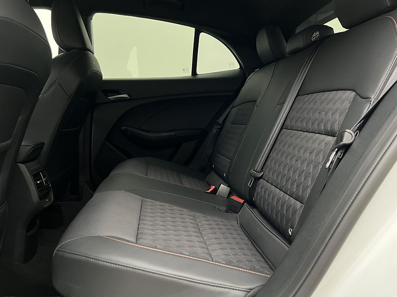 MG MG3 EXCLUSIVE HYBRID+ AUT CZ 1.maj - fotka 6 z 41
