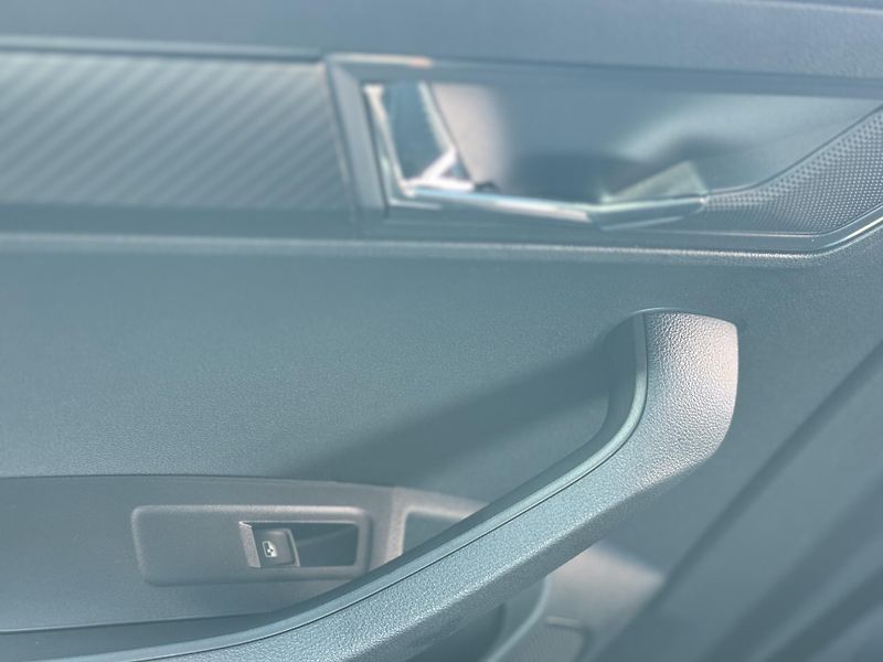 Škoda Karoq (2026) Sportline 1,5 TSI 110 kW DSG - fotka 28 z 32
