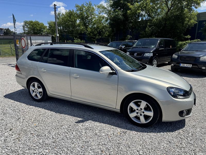 Volkswagen Golf Variant 1.4TSi,rezervace - fotka 3 z 36