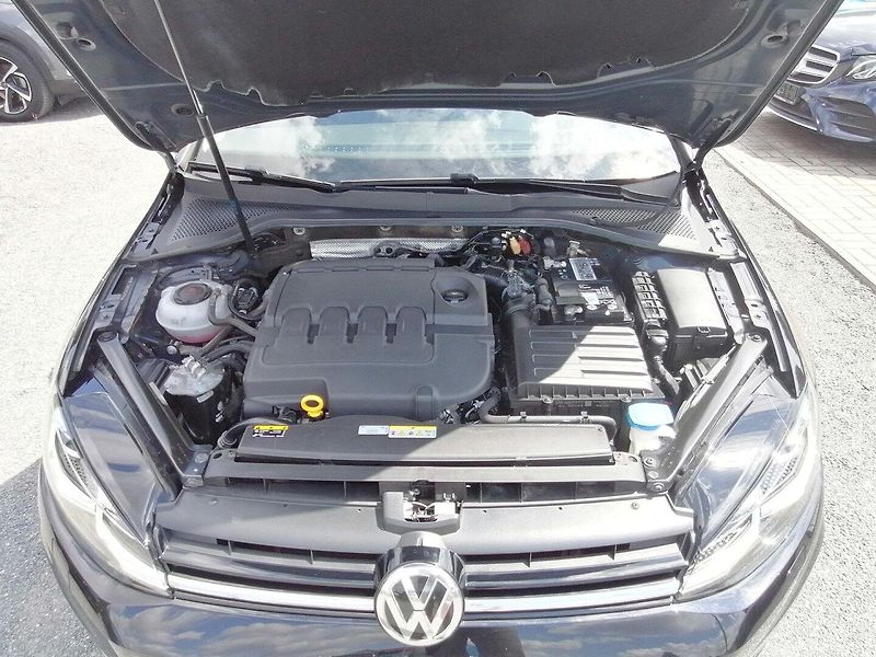 Volkswagen Golf (2020) 1.6 TDi IQ.Drive LED,ACC - fotka 31 z 32