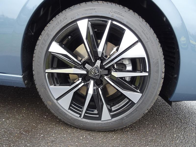 Peugeot 308 (2026) SW ALLURE BHDi 130k S&S EAT8 - fotka 9 z 47