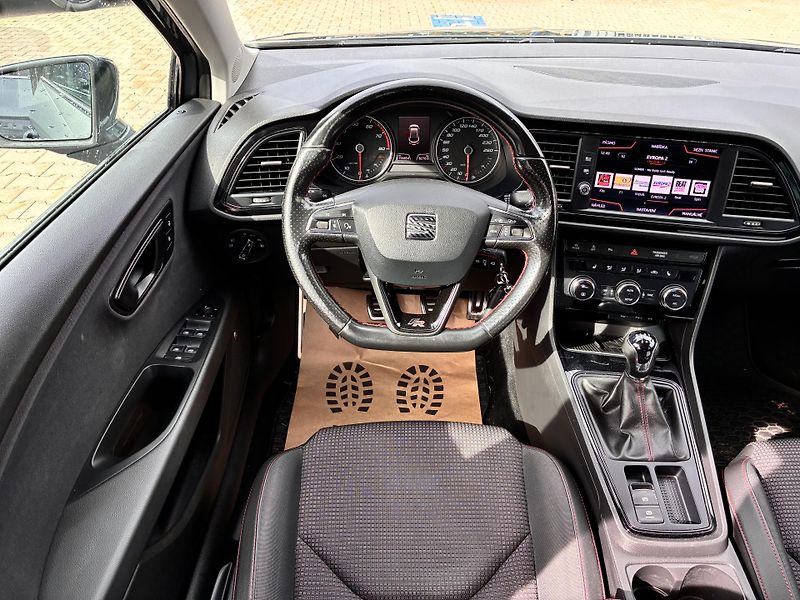 Seat Leon FR,92kW KLIMA REZERVACE - fotka 15 z 31