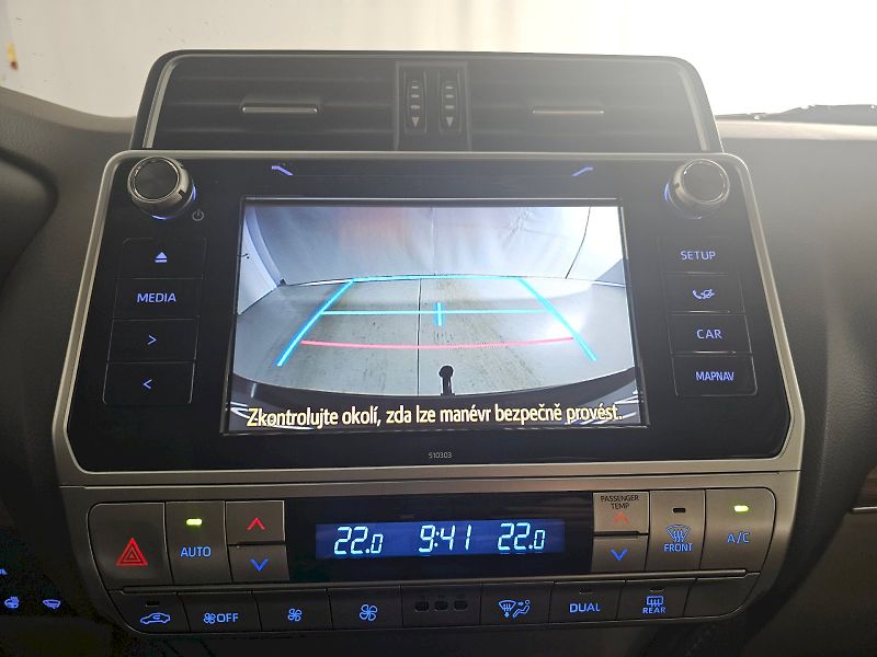 Toyota Land Cruiser (2019) LC150 2.8D-4D 130kW 4x4 - fotka 10 z 26