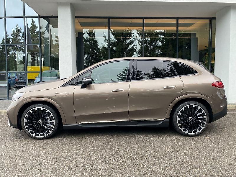 Mercedes-Benz EQE (2025) EQE SUV 350 4M - předváděcí - fotka 3 z 9