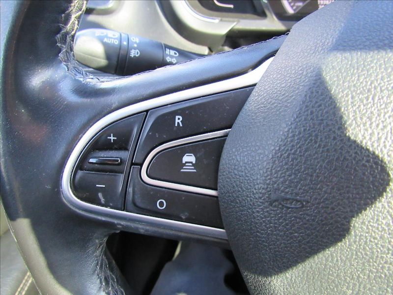 Renault Scénic 1,6 dCi 118kW Automat - fotka 23 z 35