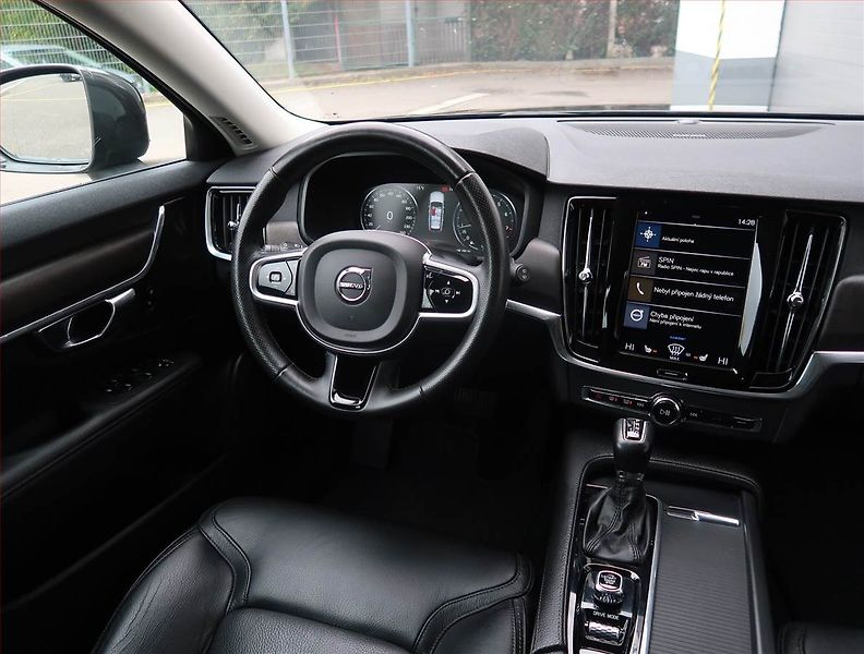 Volvo V90 (2018) Cross Country - fotka 7 z 25