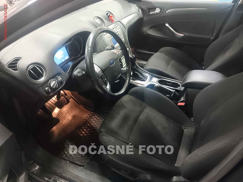 Ford Mondeo (2010) 2.0 TDCi - fotka 3 z 3