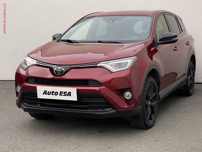 Toyota RAV4 (2019) 2.0 VVT-i 4x4, ČR, AT, LED - fotka 3 z 20