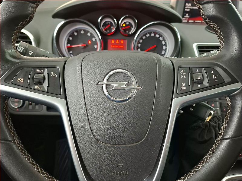 Opel Meriva (2016) 1.4 Turbo, ČR,1.maj - fotka 16 z 18
