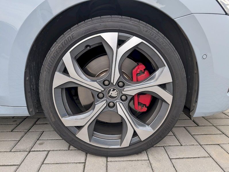 Škoda Octavia (2025) Combi 2.0 TSI / 195 kW DSG RS - fotka 16 z 30