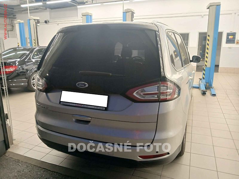 Ford Galaxy (2016) 2.0 TDCI, AT, autoAC, temp - fotka 2 z 3