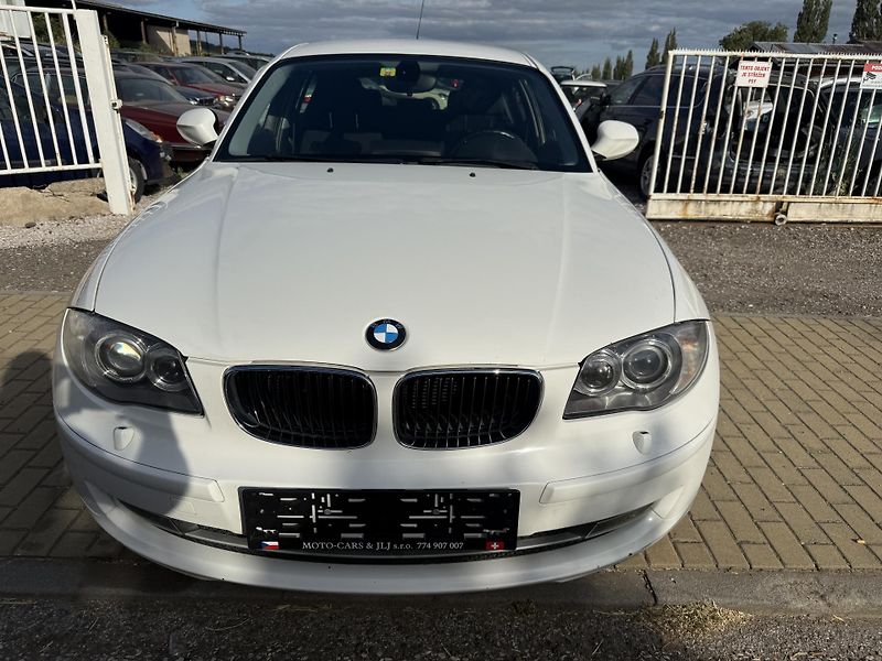 BMW Řada 1 (2009) - fotka 4 z 44