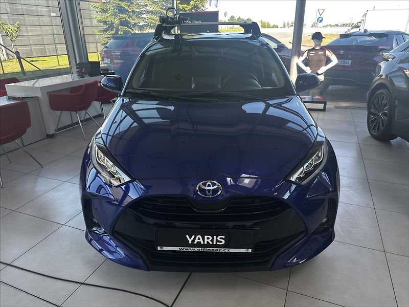 Toyota Yaris (2026) 1,5 HEV Style - fotka 3 z 13