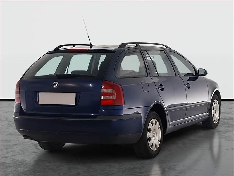 Škoda Octavia (2006) Ambiente 1.9 TDI, Serv.kniha - fotka 5 z 16
