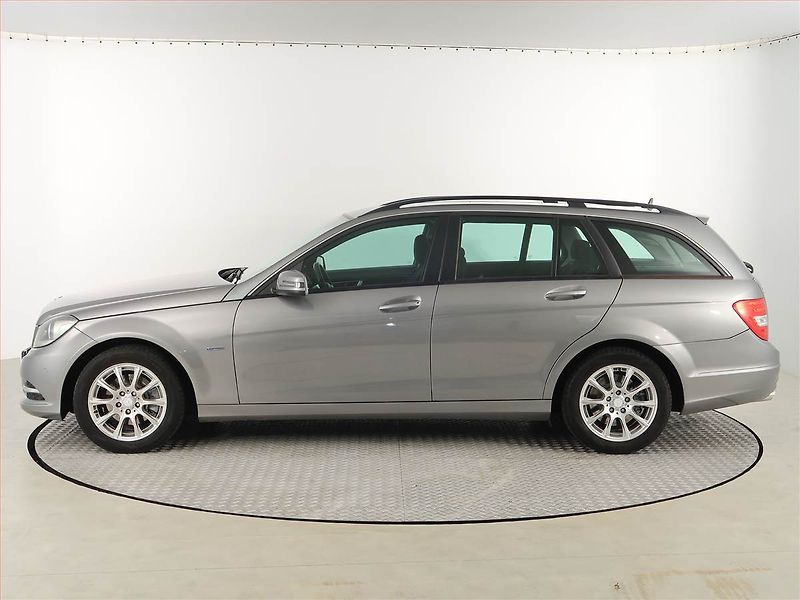Mercedes-Benz Třídy C (2012) Classic C 220 CDI, Automat - fotka 3 z 18