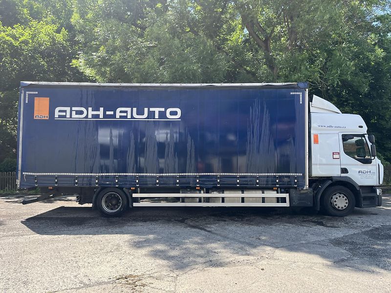 Renault Trucks D (2015) D WIDE + přívěs Svan - fotka 11 z 26