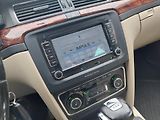 Škoda Superb (2011) Combi 2.0TDi DSG 125kW - náhled 11