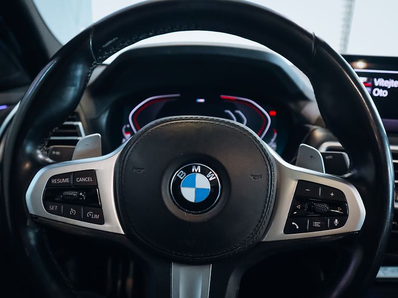 BMW X4 30d xDrive - fotka 14 z 27