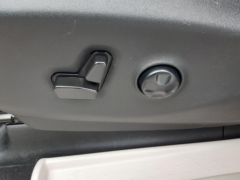 Chrysler Pacifica (2022) 3,6L V6,Top výbava, REZERVACE - fotka 26 z 50