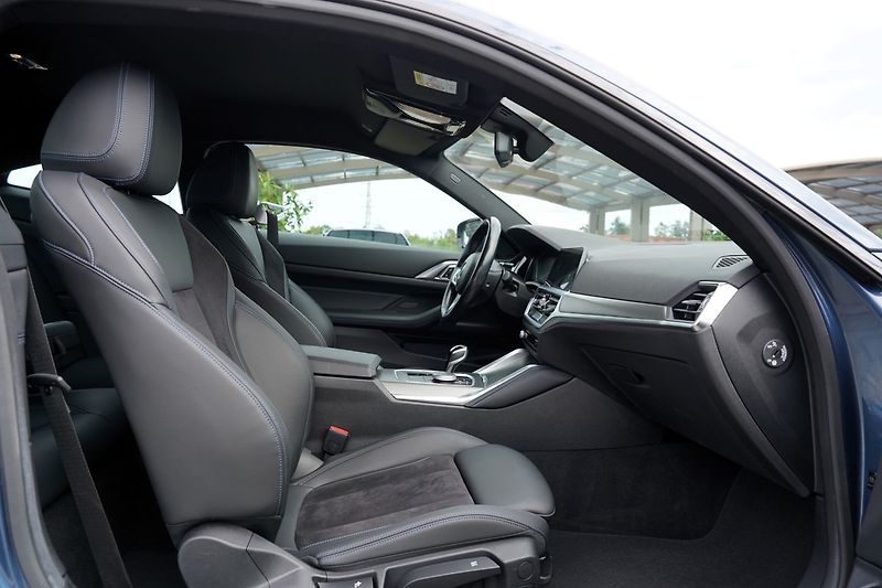 BMW Řada 4 420i Coupé M Sport paket/190PS - fotka 24 z 38
