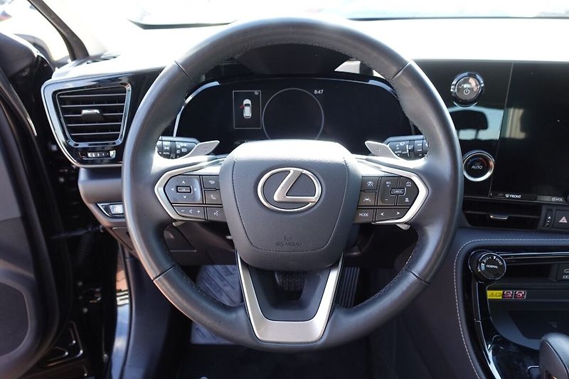 Lexus NX 350h NX350h Comfort 2WD - fotka 19 z 32