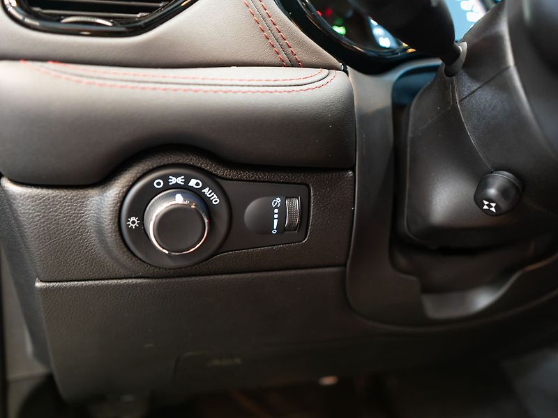 Dodge Durango (2026) 5.7 G/T Premium HEMI V8 - fotka 22 z 41