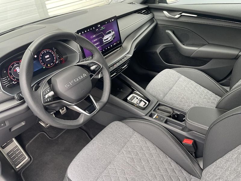 Škoda Octavia 2,0 TSi - fotka 6 z 23