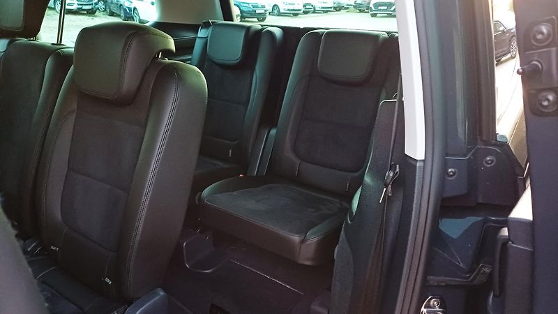 Volkswagen Sharan (2019) TDI 130kW 4Motion 7.míst-DPH - fotka 11 z 50