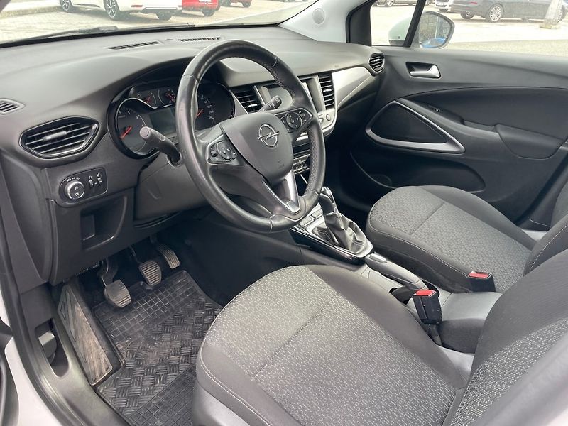 Opel Crossland X Enjoy 1,2i MT5, ČR, 1. maj - fotka 10 z 29