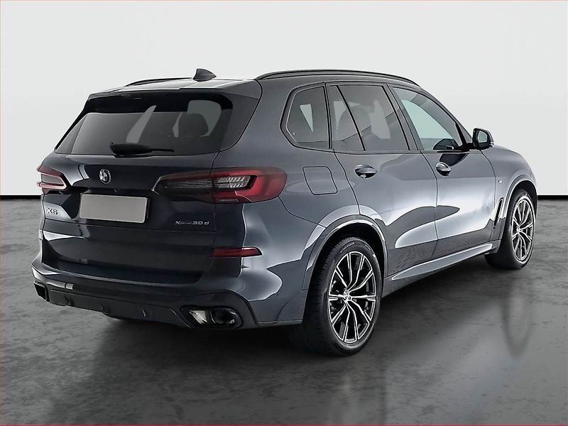 BMW X5 (2021) xDrive30d - fotka 5 z 23