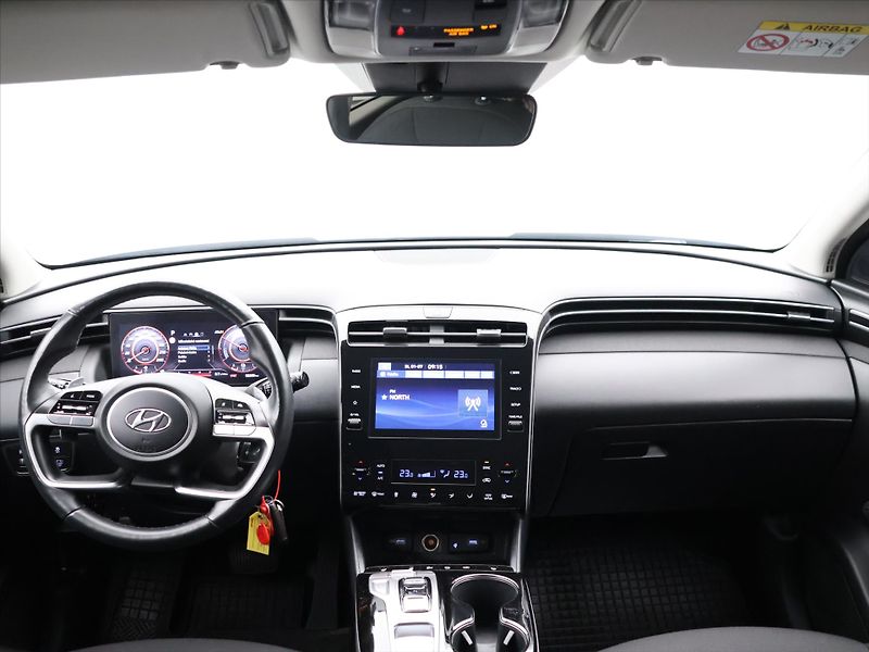 Hyundai Tucson 1,6 T-GDI HEV 169kW Comfort Za - fotka 27 z 34