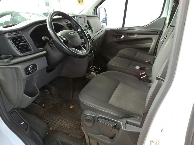 Ford Transit Custom 2,0TDCi 9míst - fotka 7 z 14