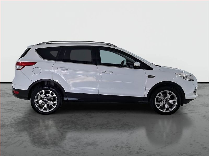 Ford Kuga (2013) 2.0 TDCi, 4X4, Tempomat - fotka 6 z 21