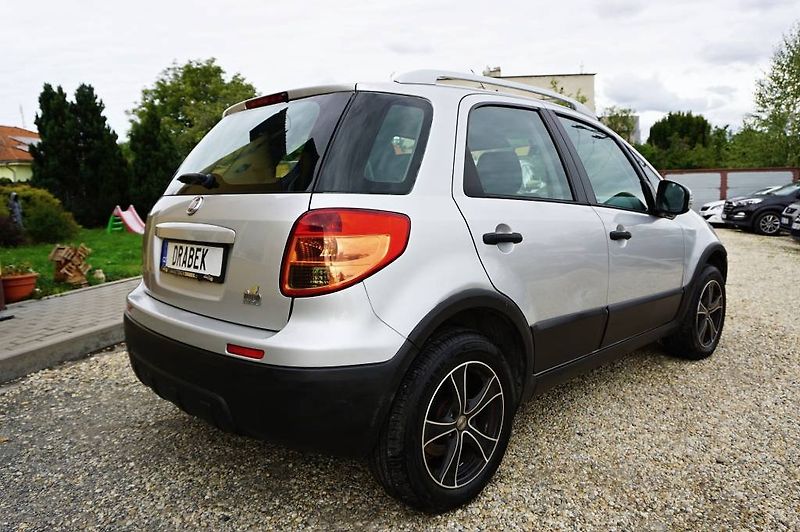 Fiat Sedici (2012) 1,6 16V 88 kW - fotka 4 z 46