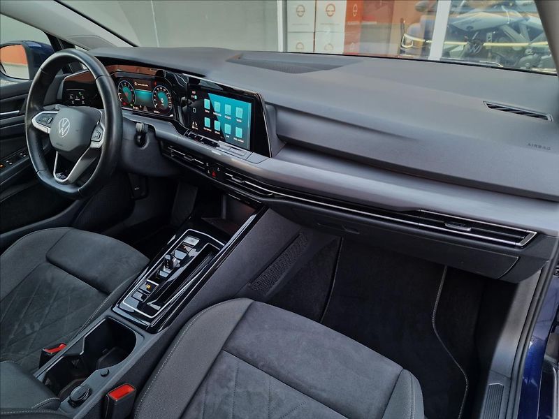 Volkswagen Golf 1.5TSI DSG EVO Style,původ ČR - fotka 13 z 50