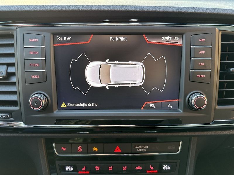 Seat Ateca (2019) 1.5TSi Full LED Navi Kamera - fotka 15 z 48