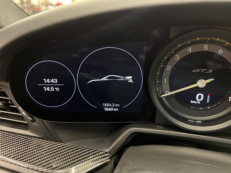 Porsche 911 992 GT3 4.0 375 kW - fotka 14 z 22