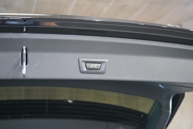 BMW X3 30e xDrive, M Sport, Head-up - fotka 16 z 42